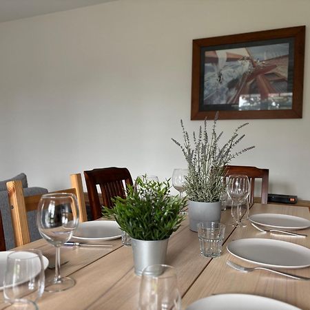 La Fromagerie Maison Lumineuse Et Spacieuse Beau Sejour 5 Ch 2 Wc 1 Sdb Grand Jardin Clos 5Mn A Pied Commerces 10 Mn Plage Omaha Beach Proche Plages Du Debarquement Trevieres エクステリア 写真